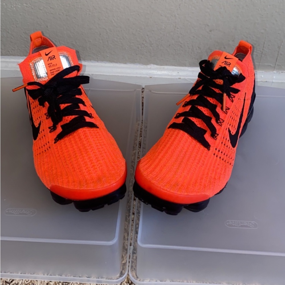 Vapor Maxs!